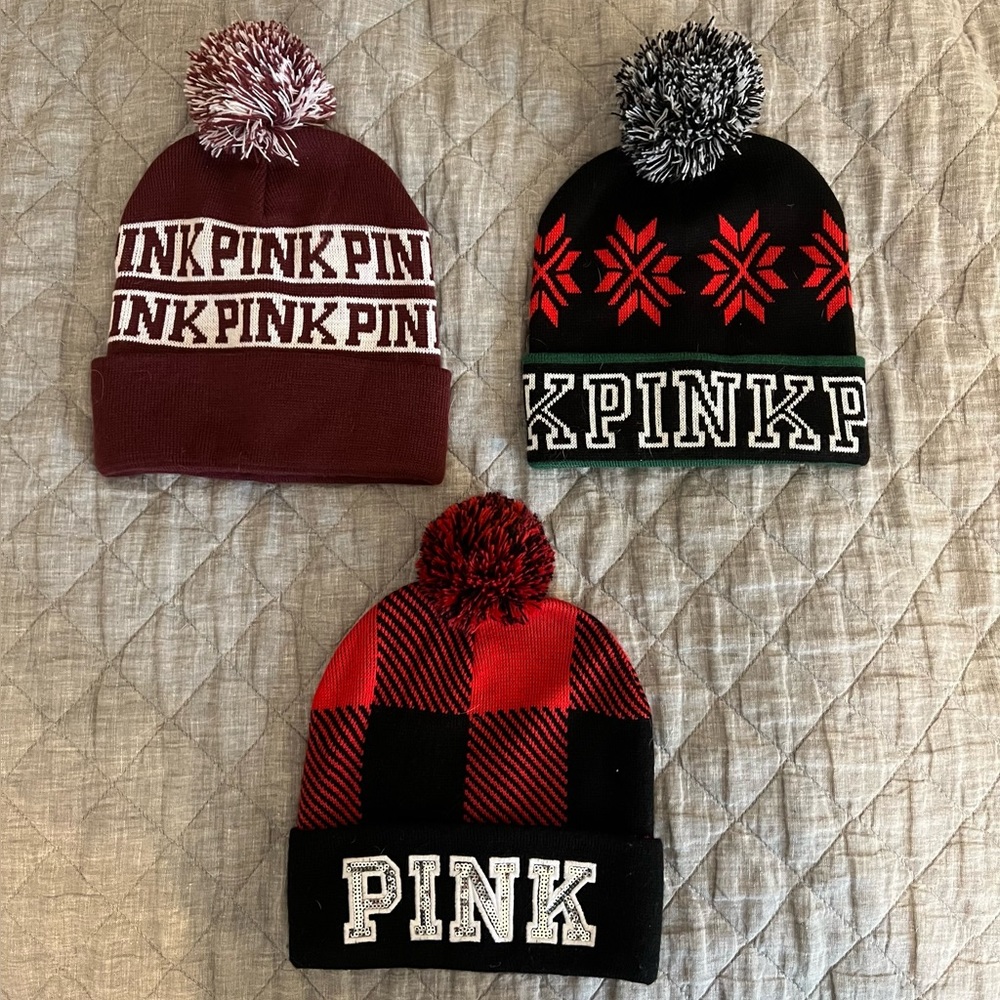 VS PINK Beanie w/ pom pom